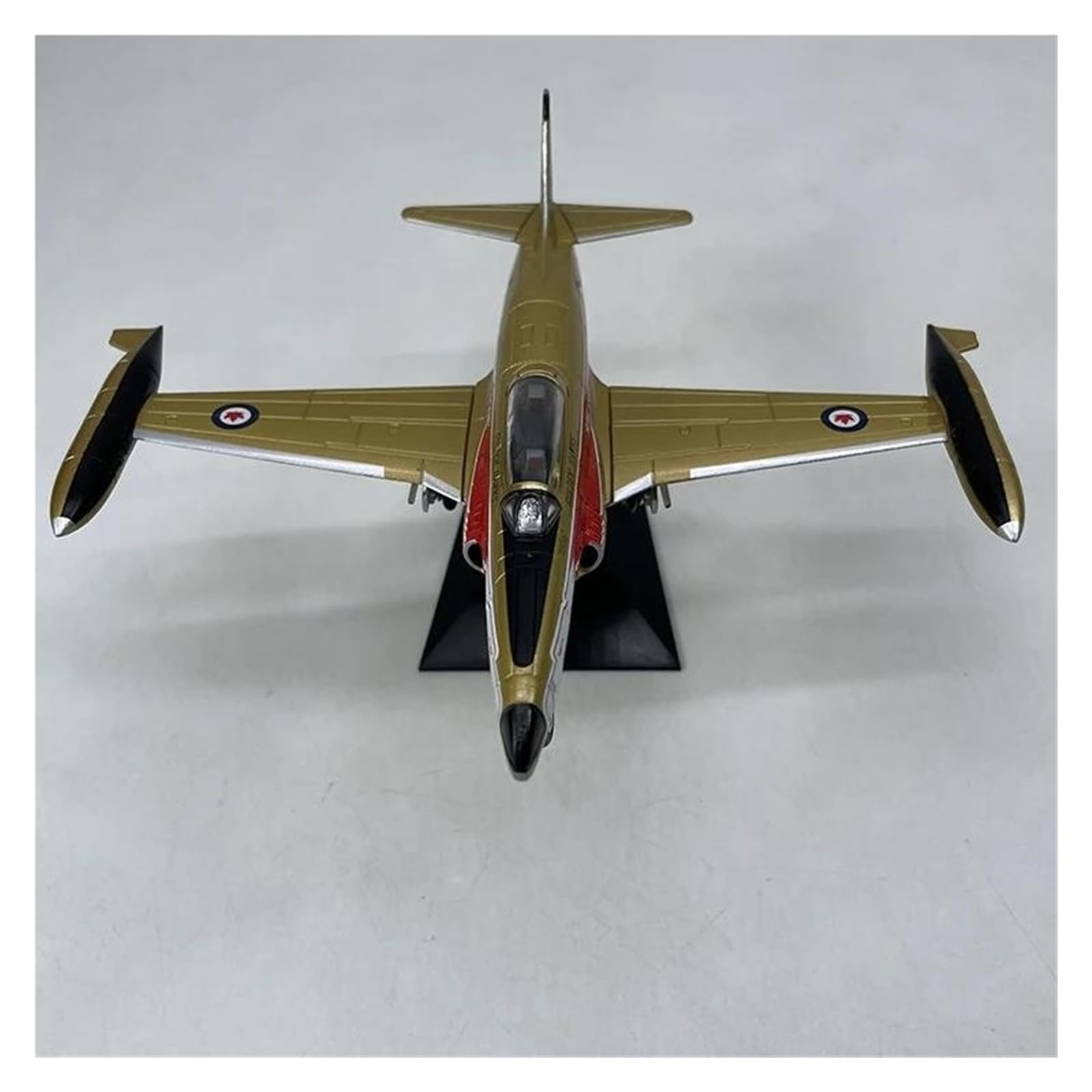 Amazon.co.jp: 飛行機模型飛行機おもちゃの飛行機模型 T-33 スカイ